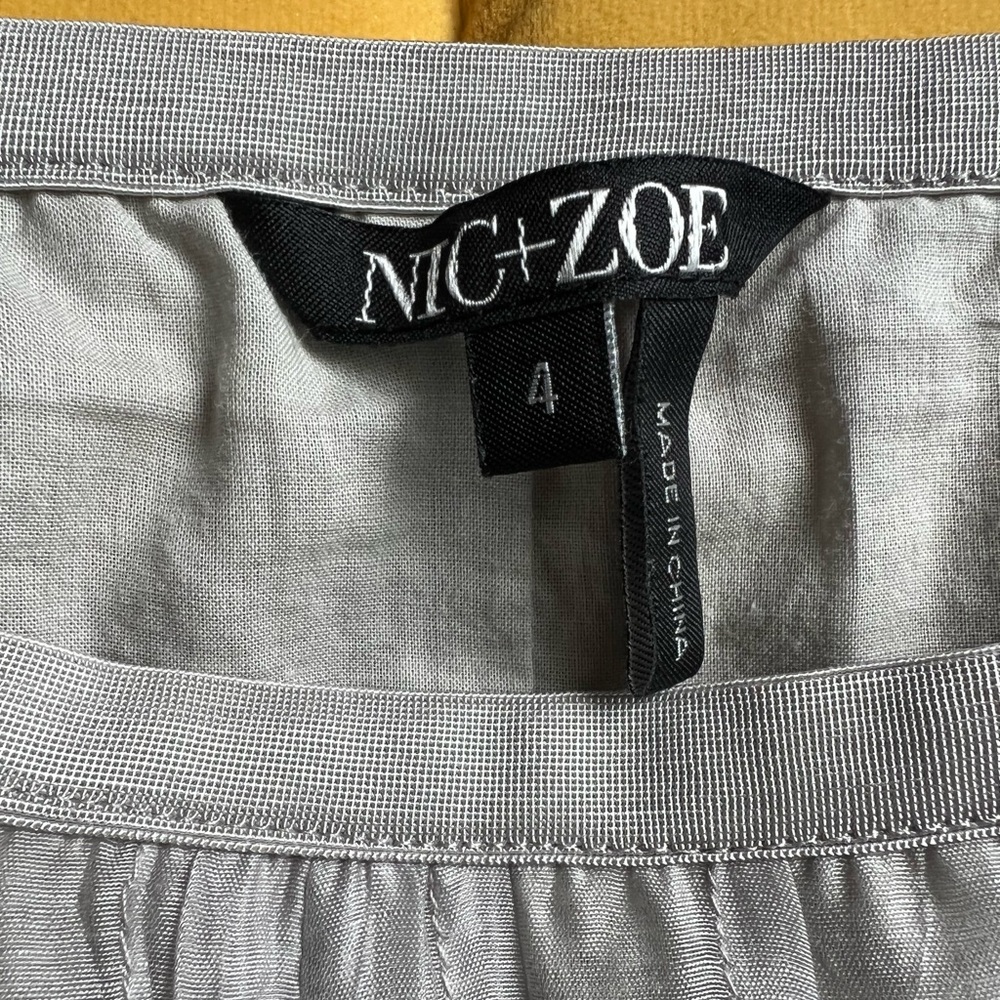 Nic + Zoe gray pleated skirt - Picture 3 of 7